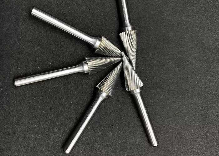 Deburring Tungsten Carbide Rotary Burrs Featuring Cylindrical Headshape Perfect for in Metal Fabrication and Repair Work